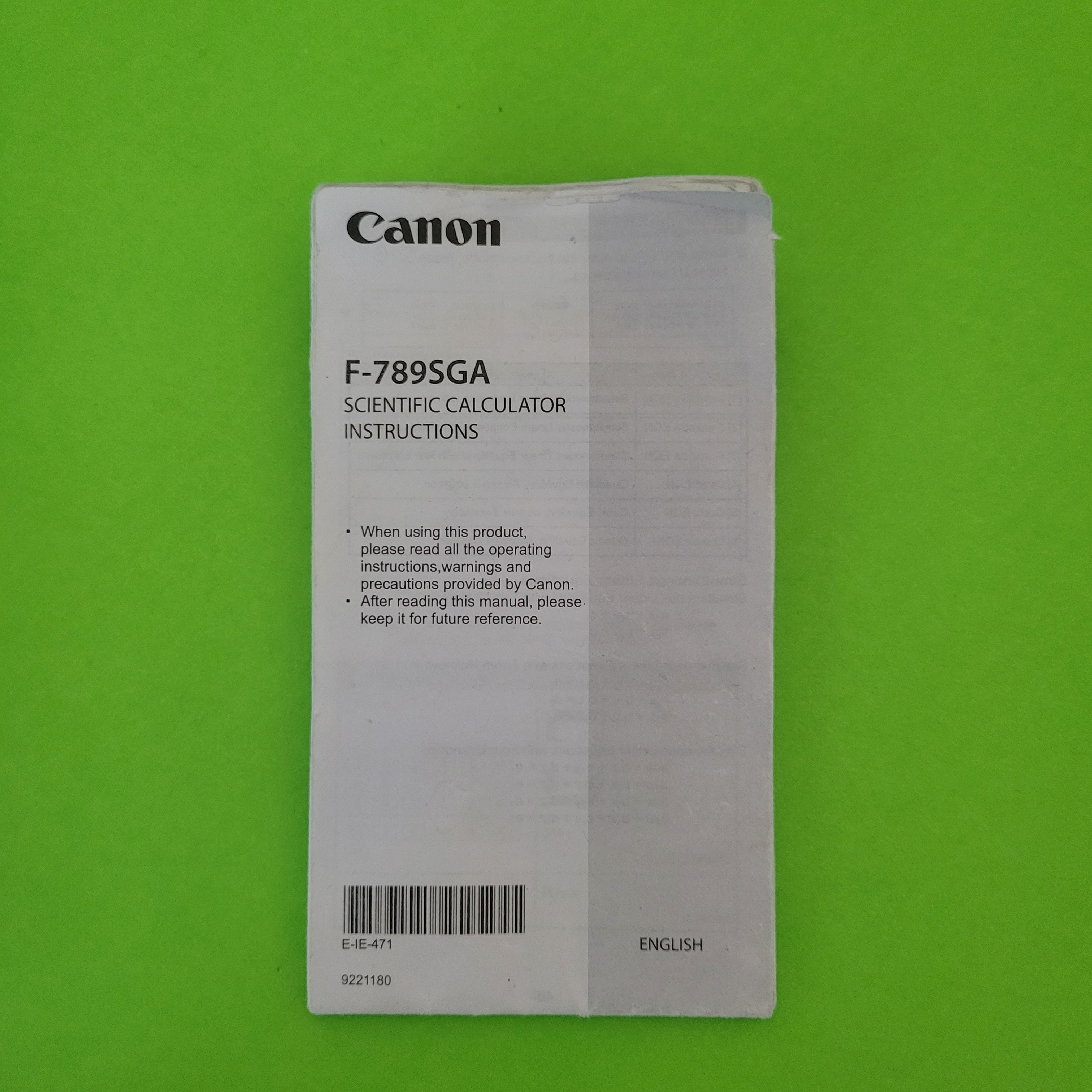 An image of the instruction book of a Canon F-789SGA scientific/engineering calculator